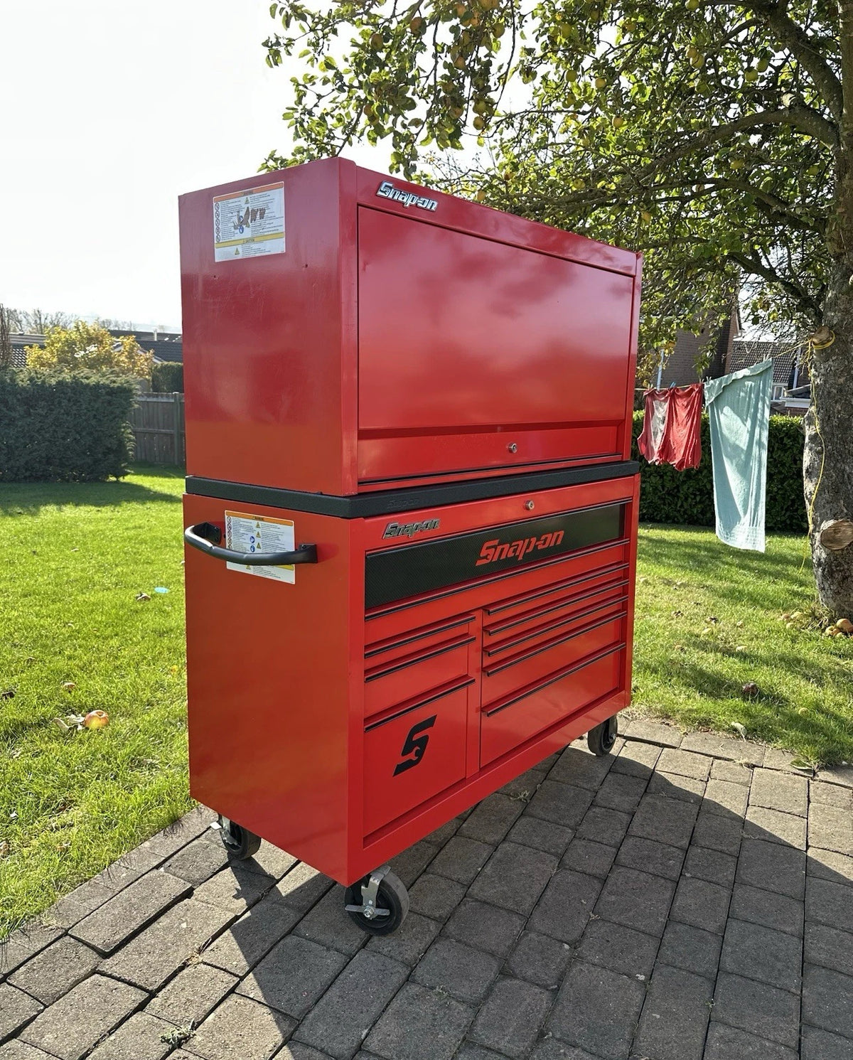Snap On Tool Box 55” X 24” KRA Roll Cab With Hutch Red With Key
