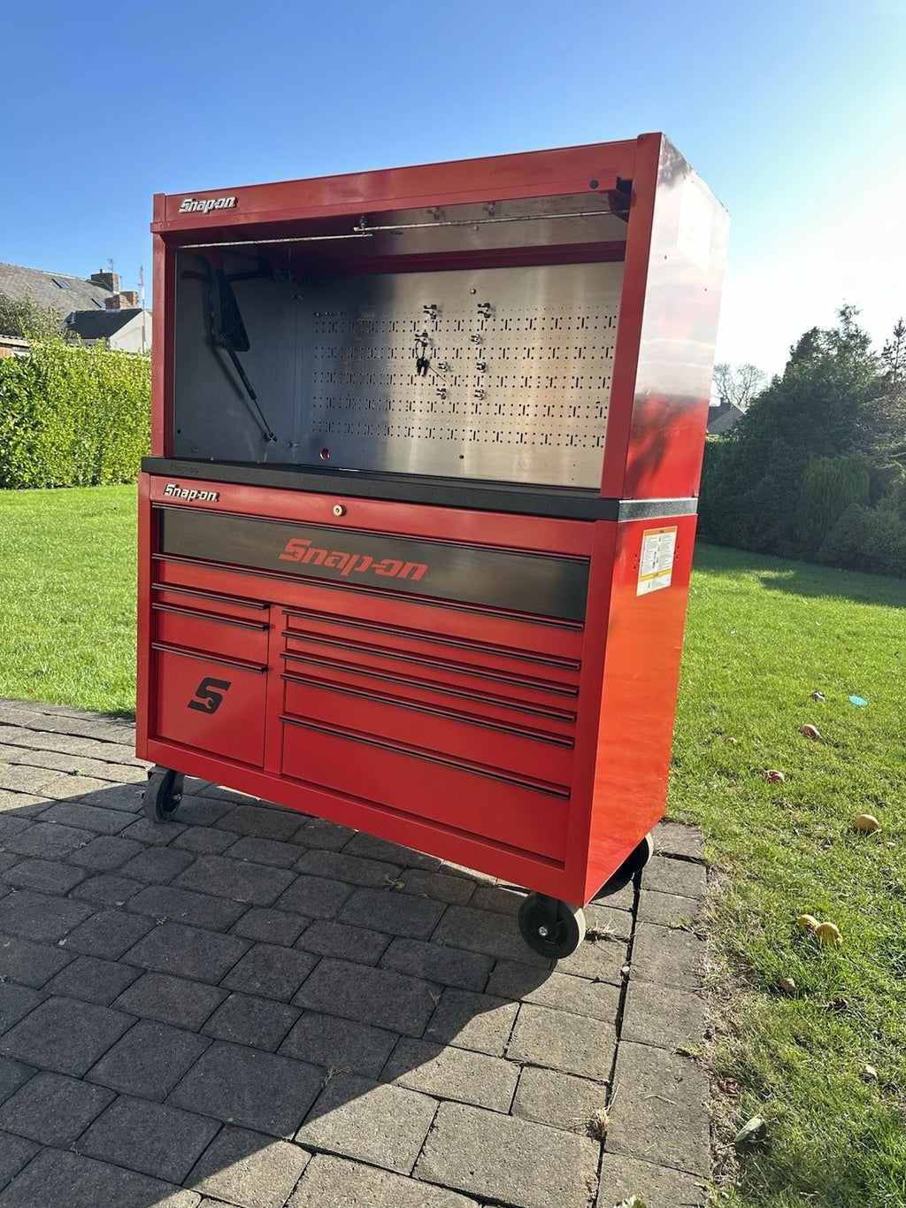 Snap On Tool Box 55” X 24” KRA Roll Cab With Hutch Red With Key